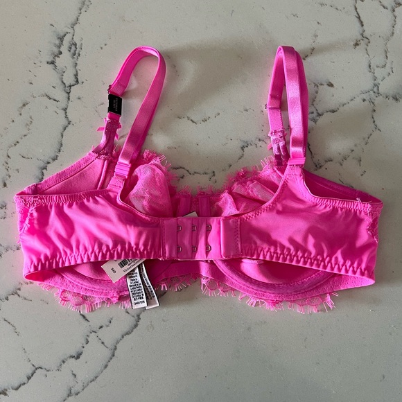 Victoria’s Sceret Dream Angels Wicked Unlined Lace Bra Hot Pink Size 34D NWT - Picture 4 of 4